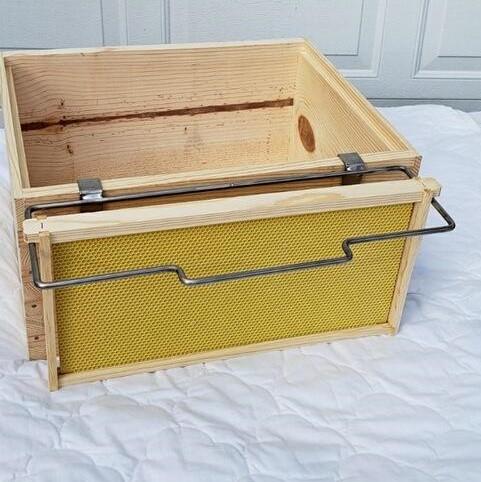 Bee Frame Holder Little Mule