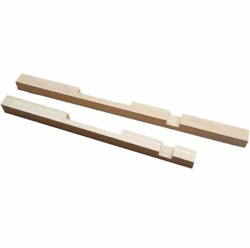 Reversible wooden entrance reducer included in the 10-frame expansion kit